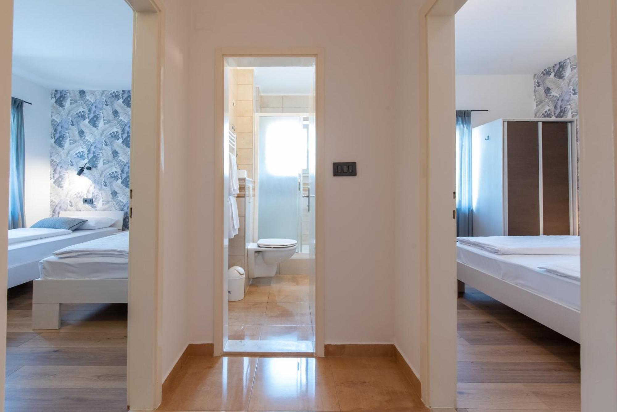 Apartments Amigos Подстрана Екстер'єр фото
